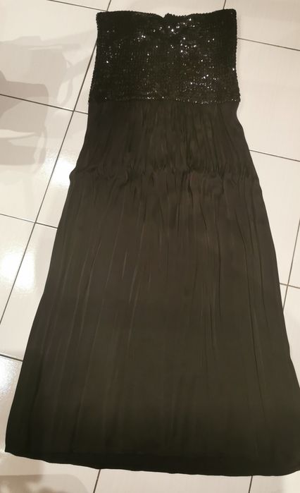 Sukienka czarna z cekinami r 48/50