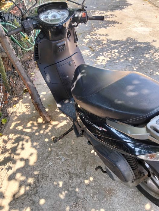 Vender mota Aprilia sportcity 300