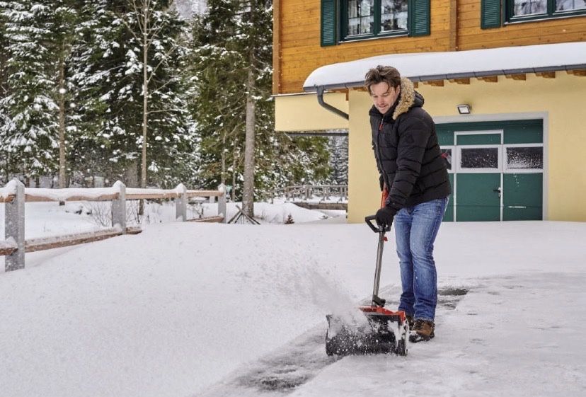 Снігоприбиральна машина акумуляторна EINHELL GE-ST 36/40 LI E