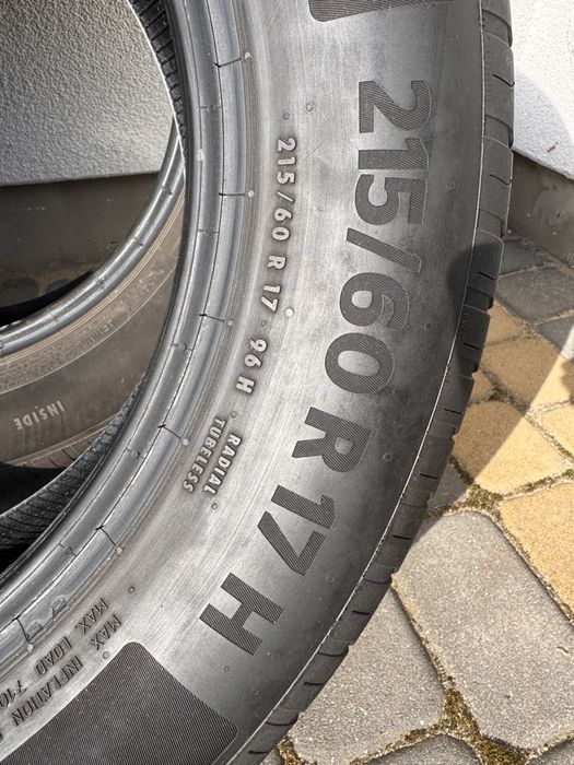 Komplet opon letnich Continental R17 215/60