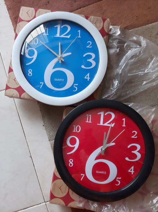 relógio quartz de parede, ( vários) novo