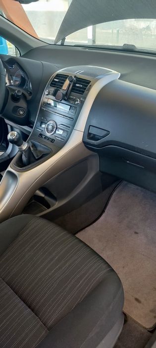 Toyota Auris 1.4 D-4D SOL 90cv | 232.000 km