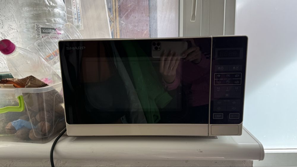 Мікрохвильовка ( сенсорне керування ) б/у