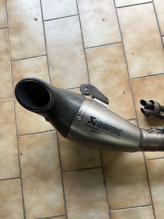 Escape Akrapovic Titanio Carbono Euro4 c/ Gravação a Laser MT07 Tracer 700 XSR 700