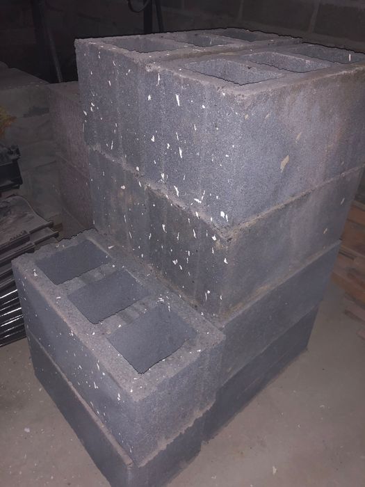 Pustak wentylacyjny keramzytowy W3 52-24x24cm