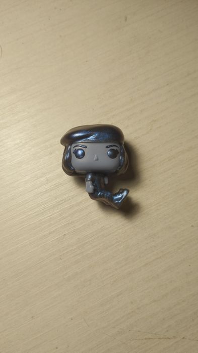 Фігурка ОСД, Робін з вивороту