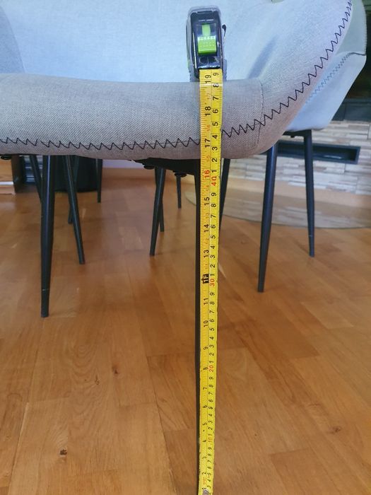 Krzesla tapicerowane 4 sztuki
