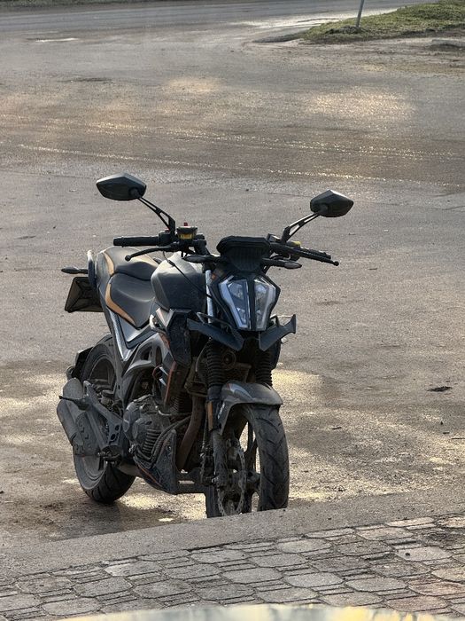 Продам мотоцикл мустанга регион st 200