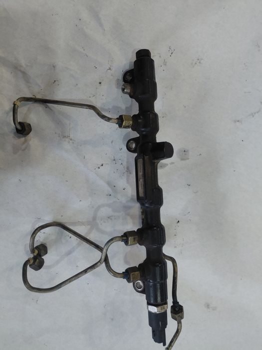 Паливна рампа рейка Delphi датчик тиску Ford Mondeo 3 2.0 TDCІ