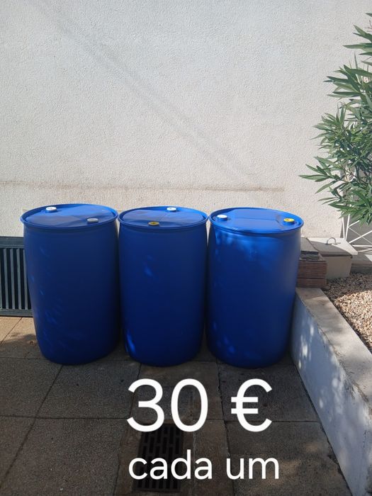 € Promoção € Bidões/Depósitos de 220L pra água torneira e rede protecção possibilidade de alugar a partir de 5€ mês...