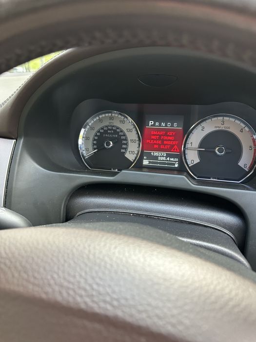 Jaguar XF 2009 2.7 дизель автомат