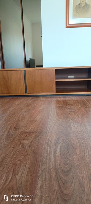 TV  consola negociável