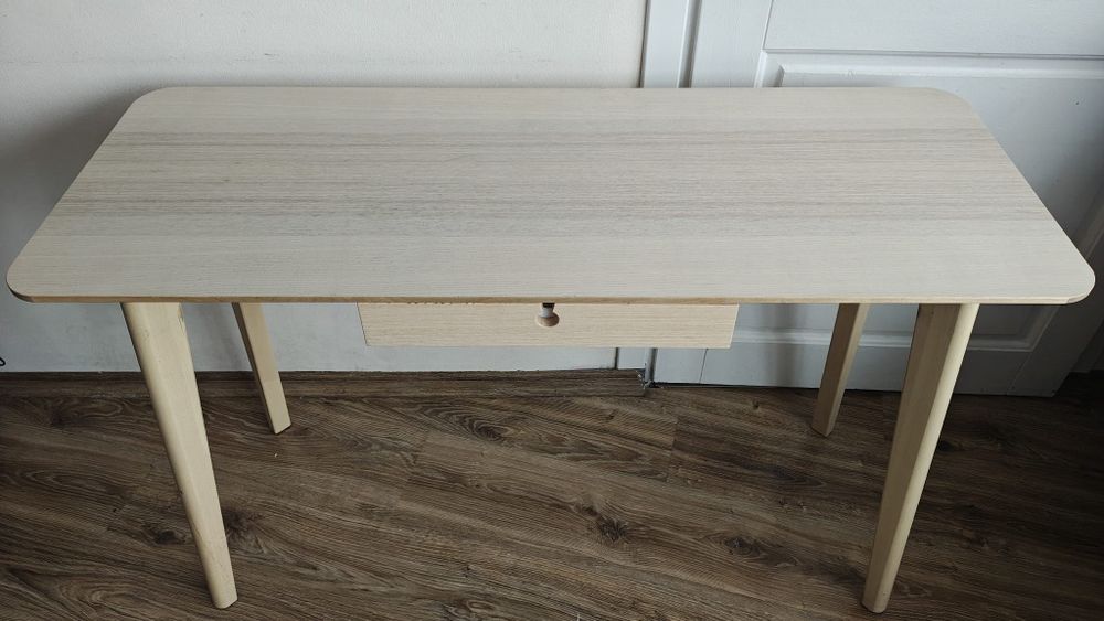 Biurko Lisabo ikea