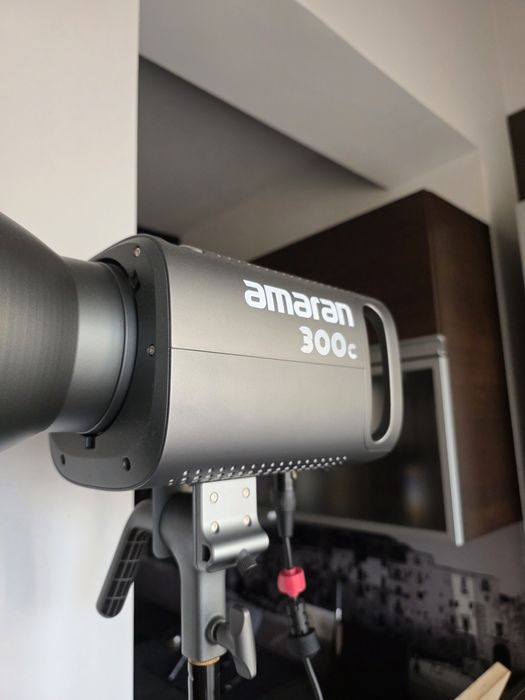 Lampa LED Amaran 300c – jak nowa | Pełna moc RGB