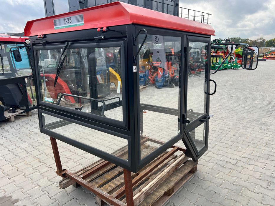 Kabina Ursus Kabina ciągnikowa z błotnikami/ kabina bez błotników C330 C-330 C360 C-360 MF235 MF255 T25 T-25 +wycieraczka / Dostawa całe PL --RATY--