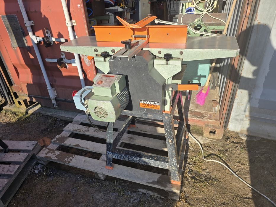 Strugarko Grubościówka Dewalt DW50 Heblarka Strugarka