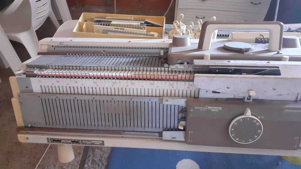 Máquina de tricotar