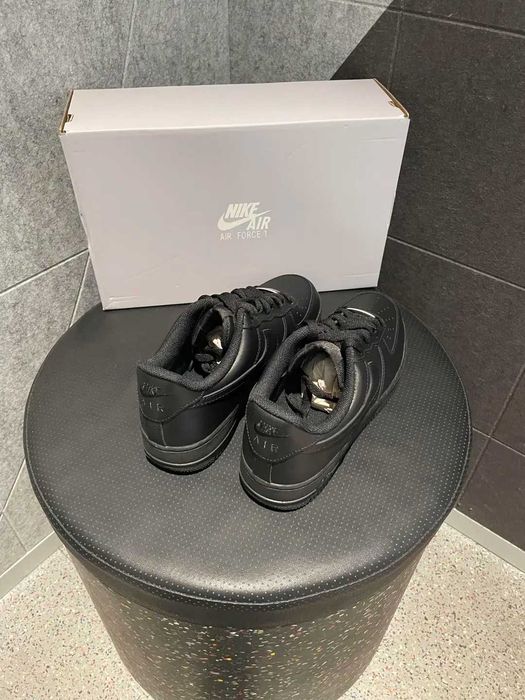 Nike Air Force 1 R.42,5