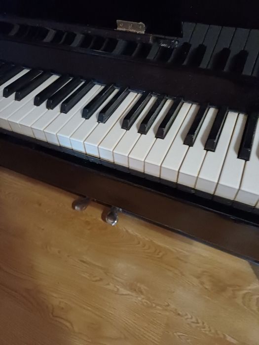 Фортепіано "Україна"