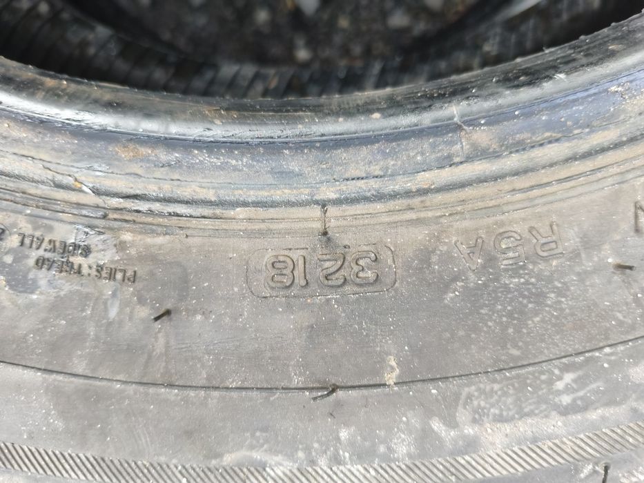 Opony 215:70:16  6mm.
