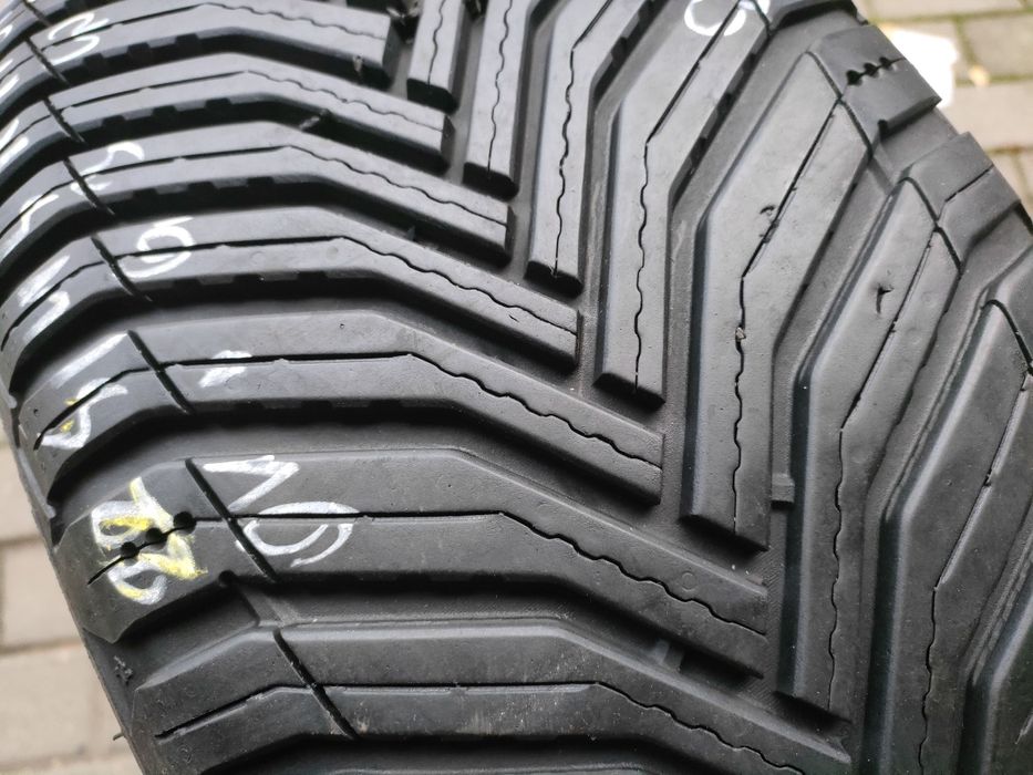 1x Michelin Crossclimate 2 225/45R17 94Y XL 1 sztuka całoroczna