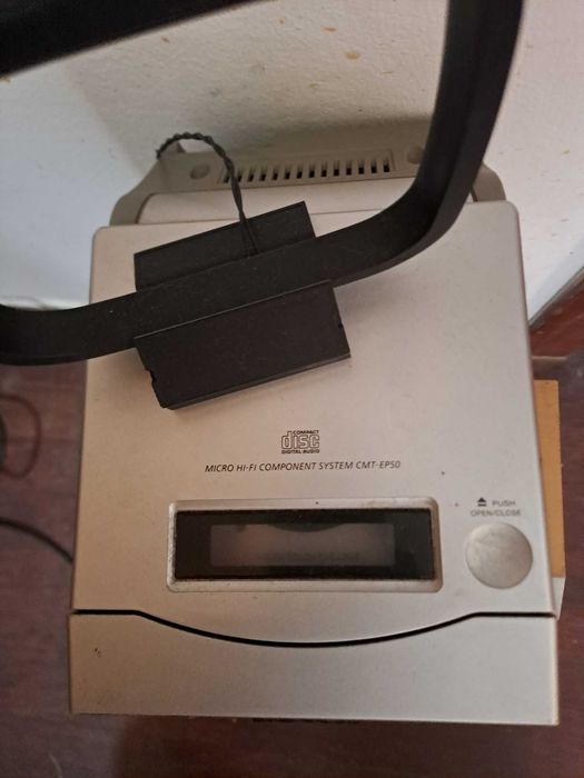 Aparelhagem Sony com CD, Rádio e Cassete – com Colunas Originais