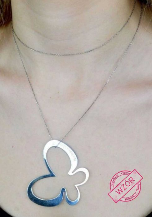 Srebrny łńcuszek z zawieszką dużego motyla, Briju
