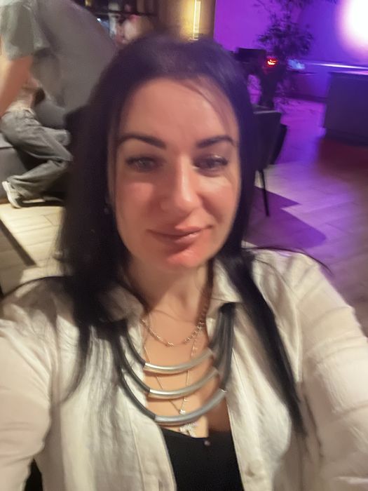 Magnolia grandiflora 'Alta' Магнолія вічнозелена грандіфлора