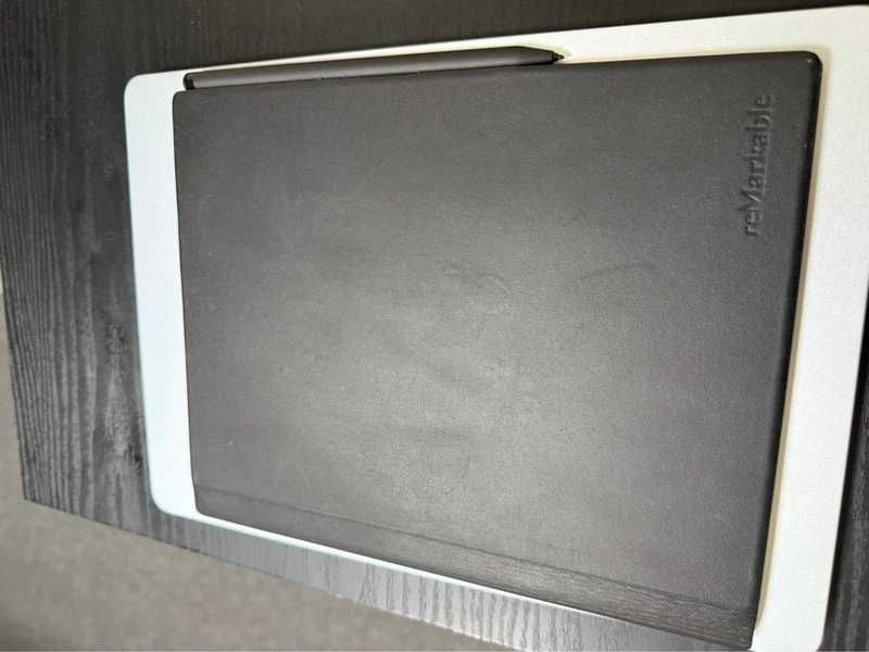 Remarkable 2 with Remarkable case and pen