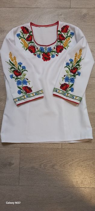 Вишиванка бісером