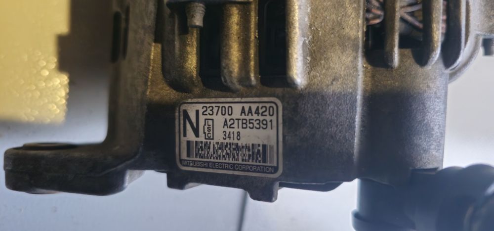 Генератор SUBARU impreza WRX 2003р. (23700AA420)