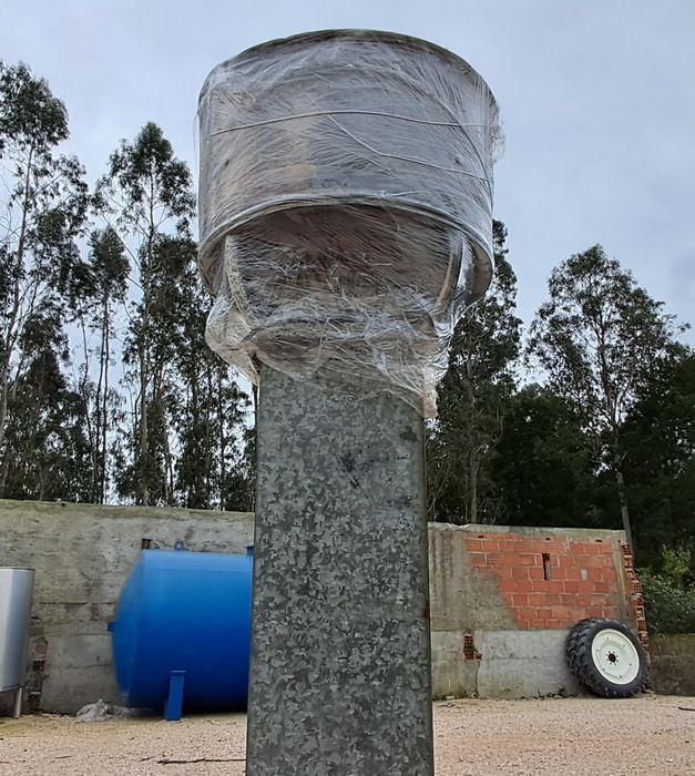 Chaminé / Extractor de fumo industrial