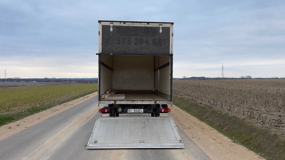 Renault Master z windą