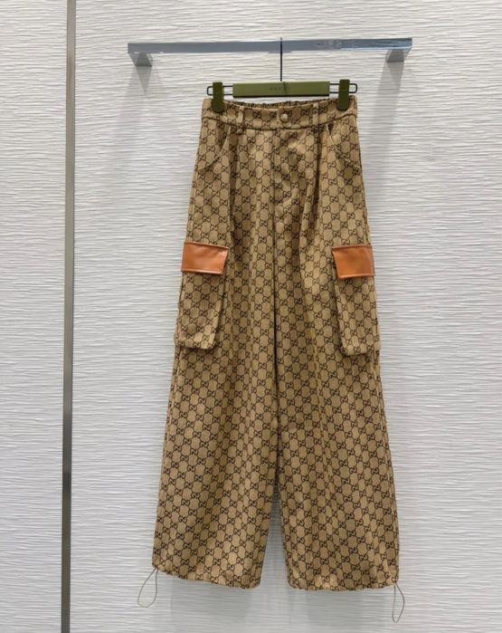 Штани Gucci топ цього сезону