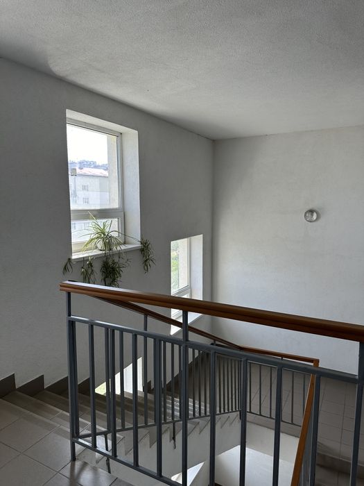 Продаж квартири 130.4 м.кв., вул. Івасюка / Винники