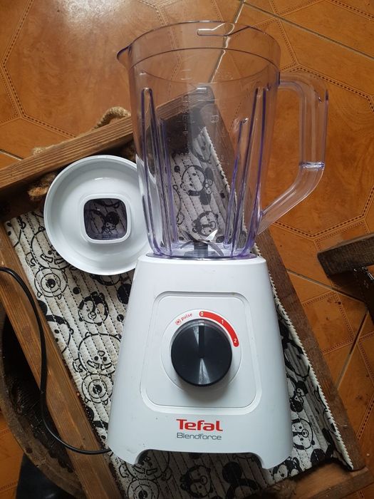 Блендер Tefal Blendforce