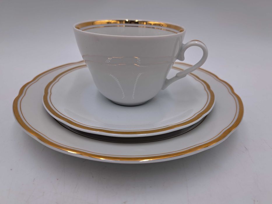 Filiżanka spodek talerz patera piętrowa Triptis Niemcy biała złocenia