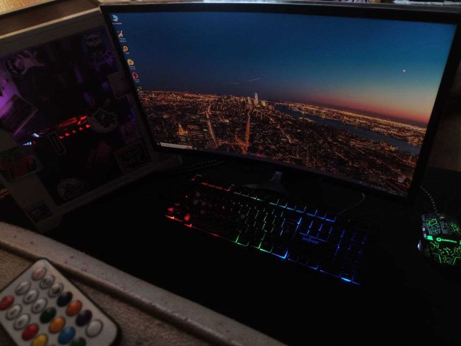 Продам ПК GTX1050 оперативка 8г