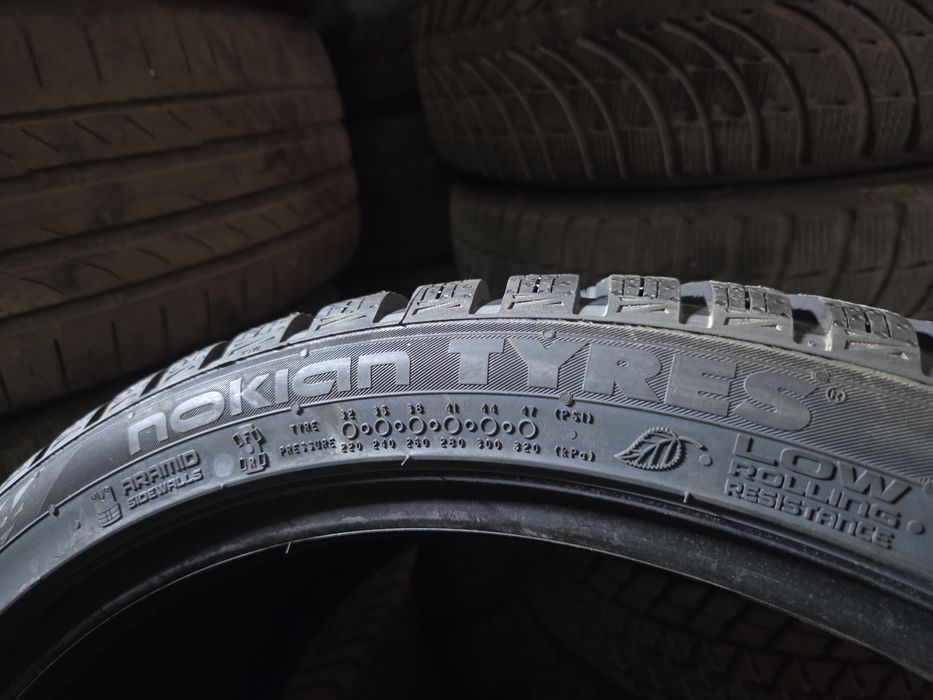 !!!НОВІ!!! Шини зимові 275 35 r 21 Nokian Tesla model Y gtyres