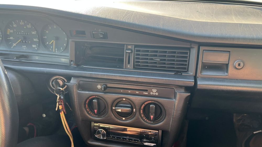 Mercedes 190D, 1985, 5V