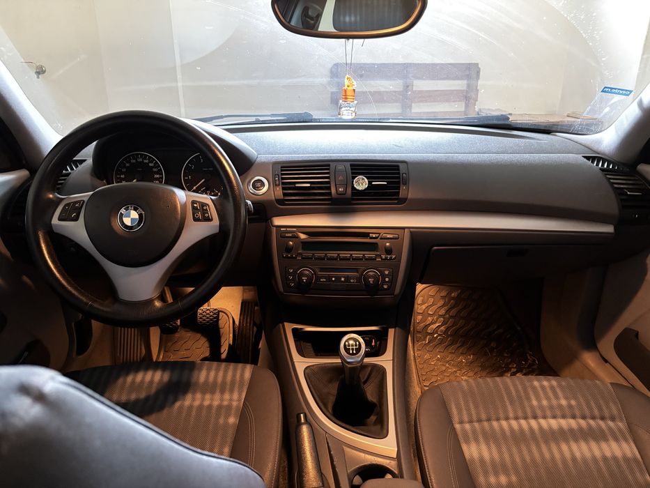 BMW Série 1 116i foto 5
