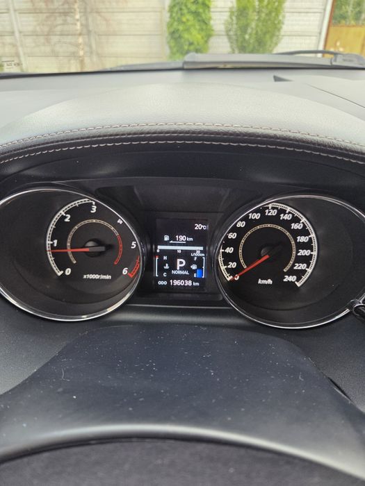 Продаж авто Пежо 4007