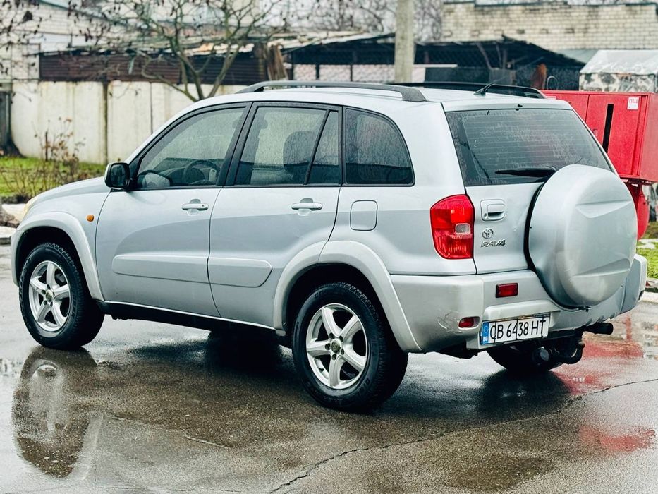 Продам авто TOYOTA RAV4 дизель полный привод