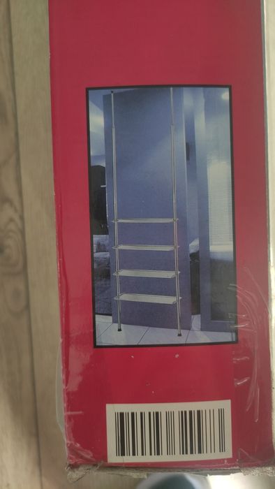 Teleskopowy regał łazienkowy