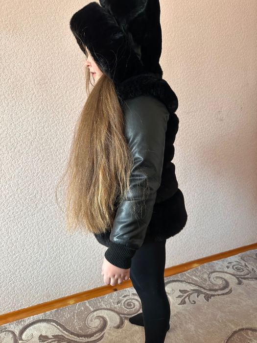 Шубка на дівчинку