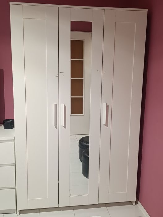 Szafa  biala do sypialni