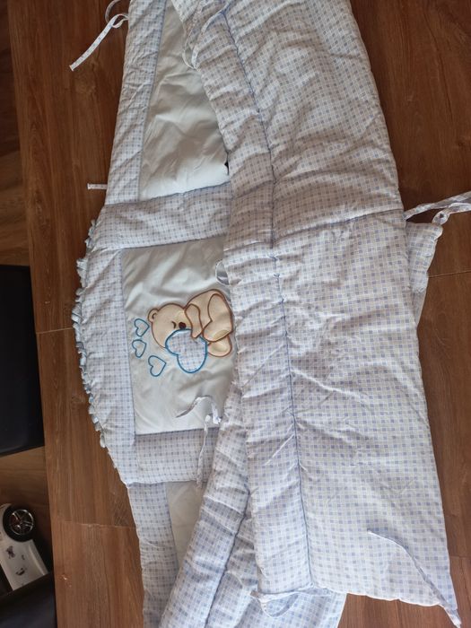 Ochraniacze łóżeczka  2 sz w cenie 1