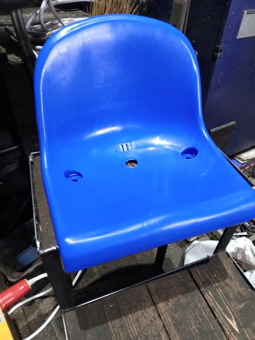 Сидіння для трибун, стадіонів