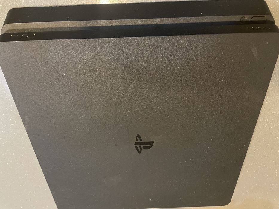 Playstation 4 500 mb impecabel