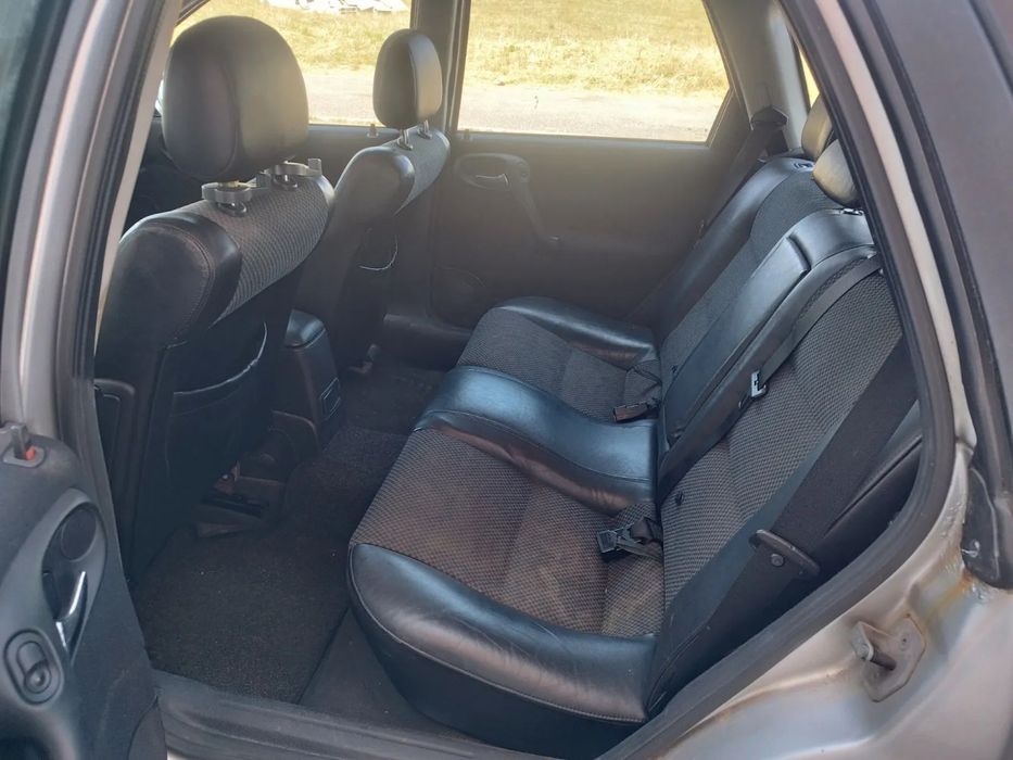 Opel Vectra Caravan 1.6 100